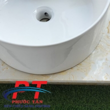Chân đá 30cm (70x49) màu vàng