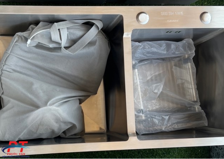 Chậu rửa chén 7843 2 hộc lệch - 304