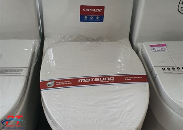 Bồn cầu Matsuno MSK5002