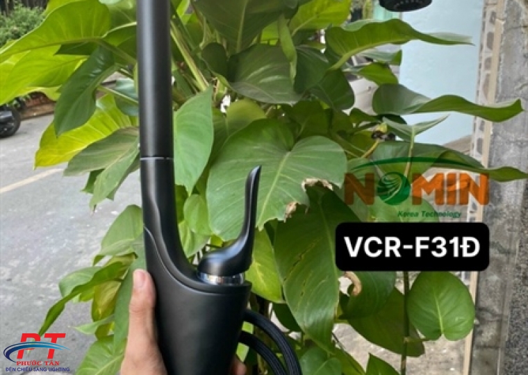 Vòi chén rút đen VC-F31D